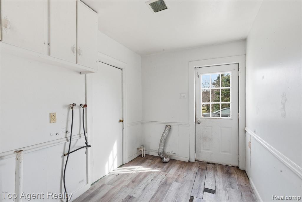 95 W Lapeer Street, Peck, MI 48466 — Photo 21