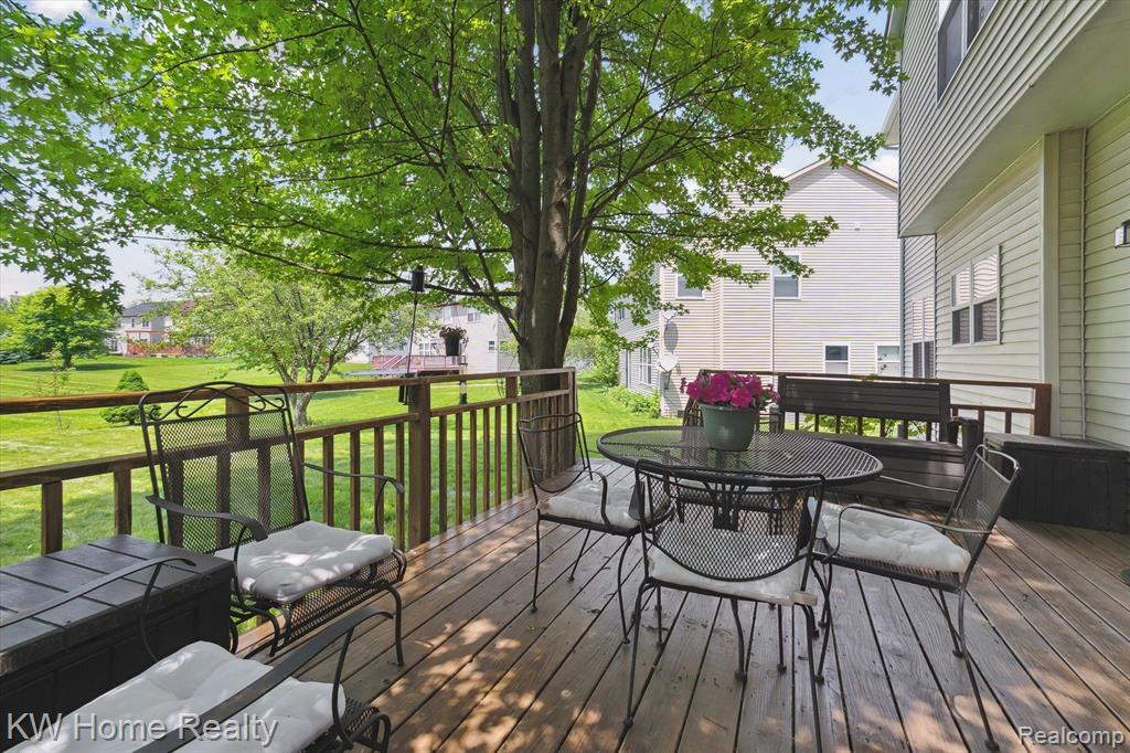 4672 NUTMEG Drive, Ypsilanti, MI 48197 — Photo 55
