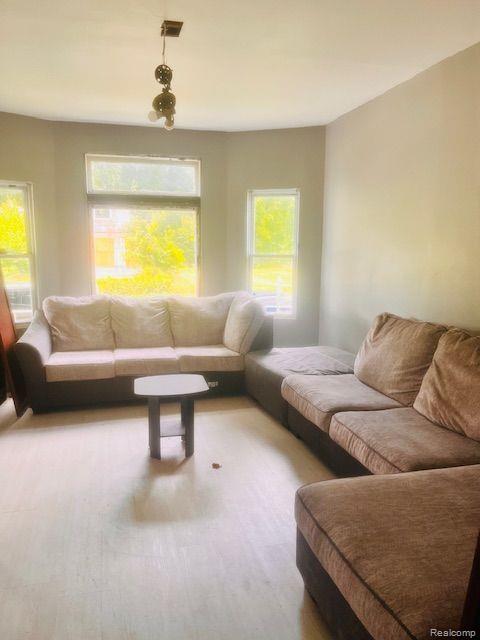 3964 SHERIDAN Street, Detroit, MI 48214 — Photo 3