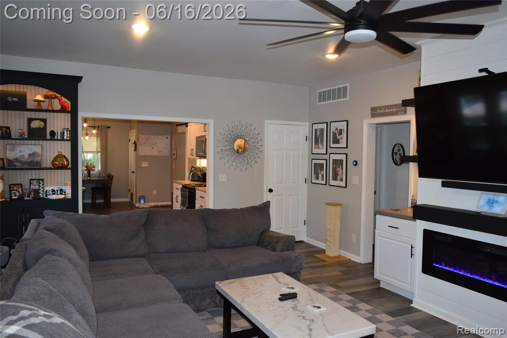 505 N Marquette Street, Durand, MI 48429 — Photo 9