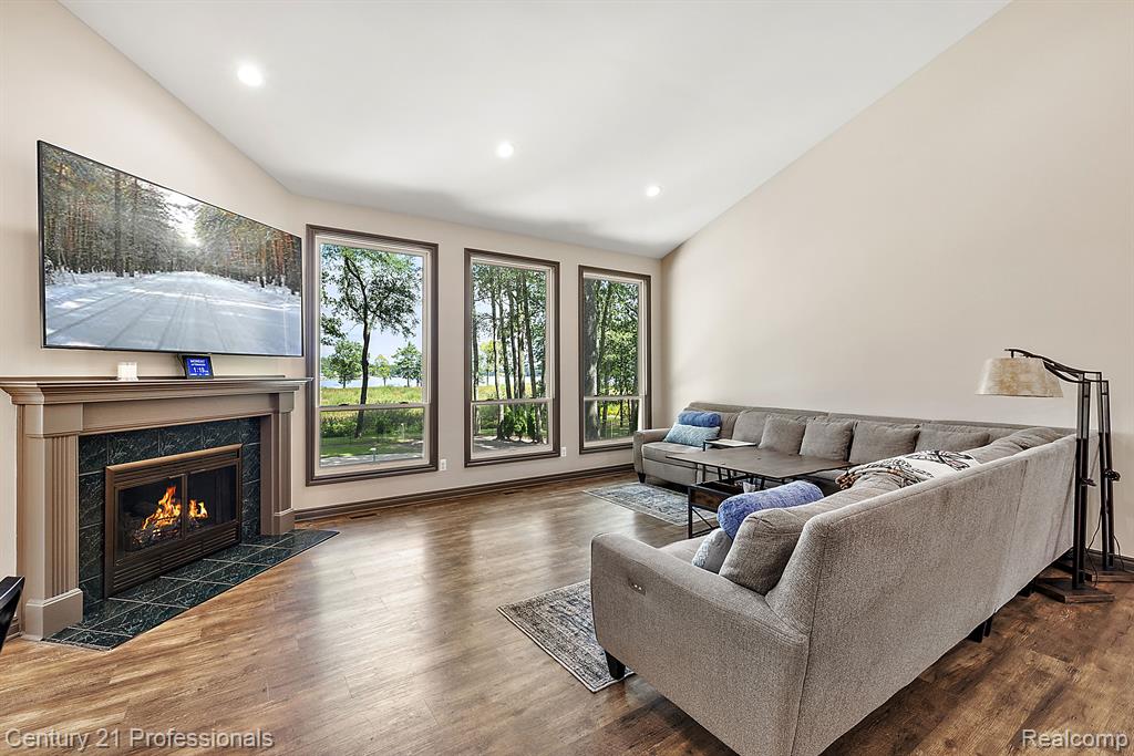 12120 SHAFFER Road, Davisburg, MI 48350 — Photo 24