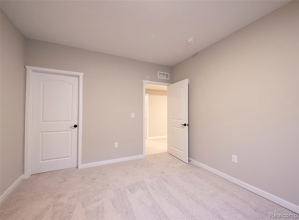 688 Round Rock Drive, Howell, MI 48843 — Photo 53
