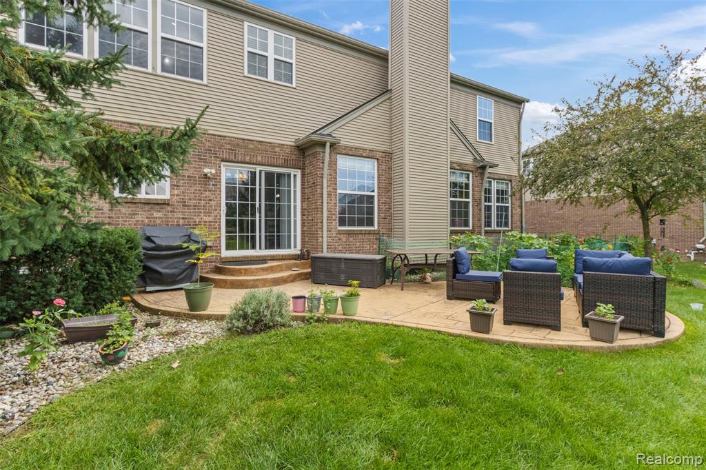 48938 Running Trout Lane, Northville, MI — Photo 36