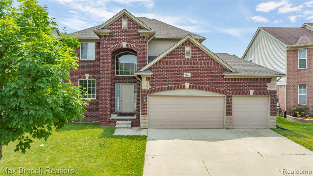 5142 Trailwood Lane, Warren, MI 48092 — front exterior