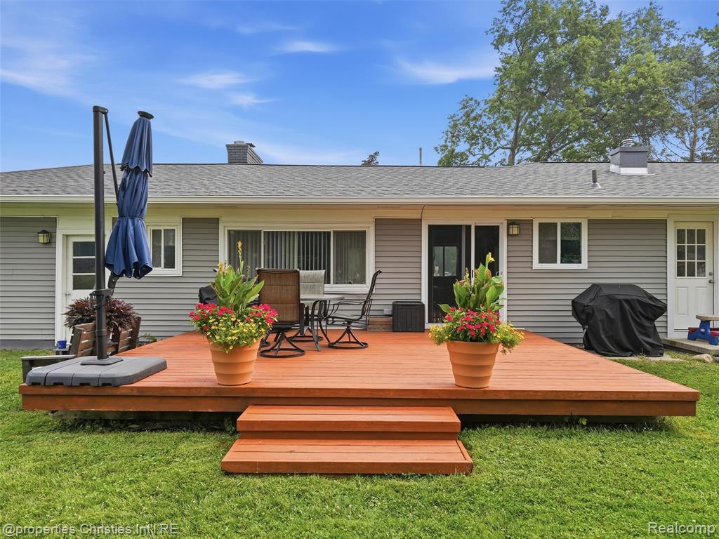 52735 Washington Street, New Baltimore, MI 48047 — Photo 26