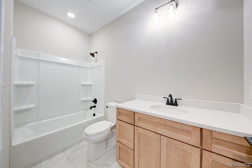 595 Birkdale (MOH 44) Drive, Howell, MI 48843 — Photo 25
