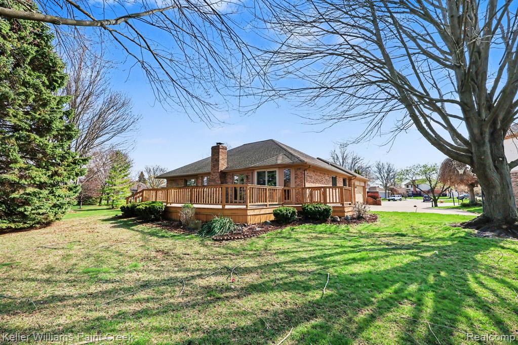 422 Parkland Court, Rochester Hills, MI 48307 — Photo 24
