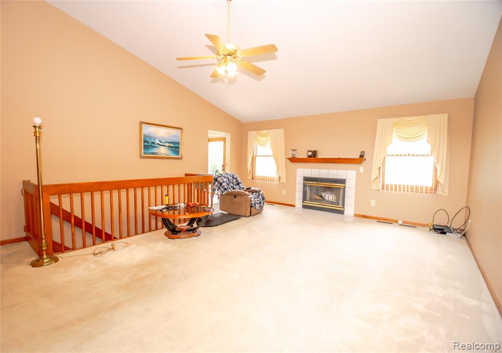 808 Vivian Lane, Oxford, MI 48371 — Photo 2