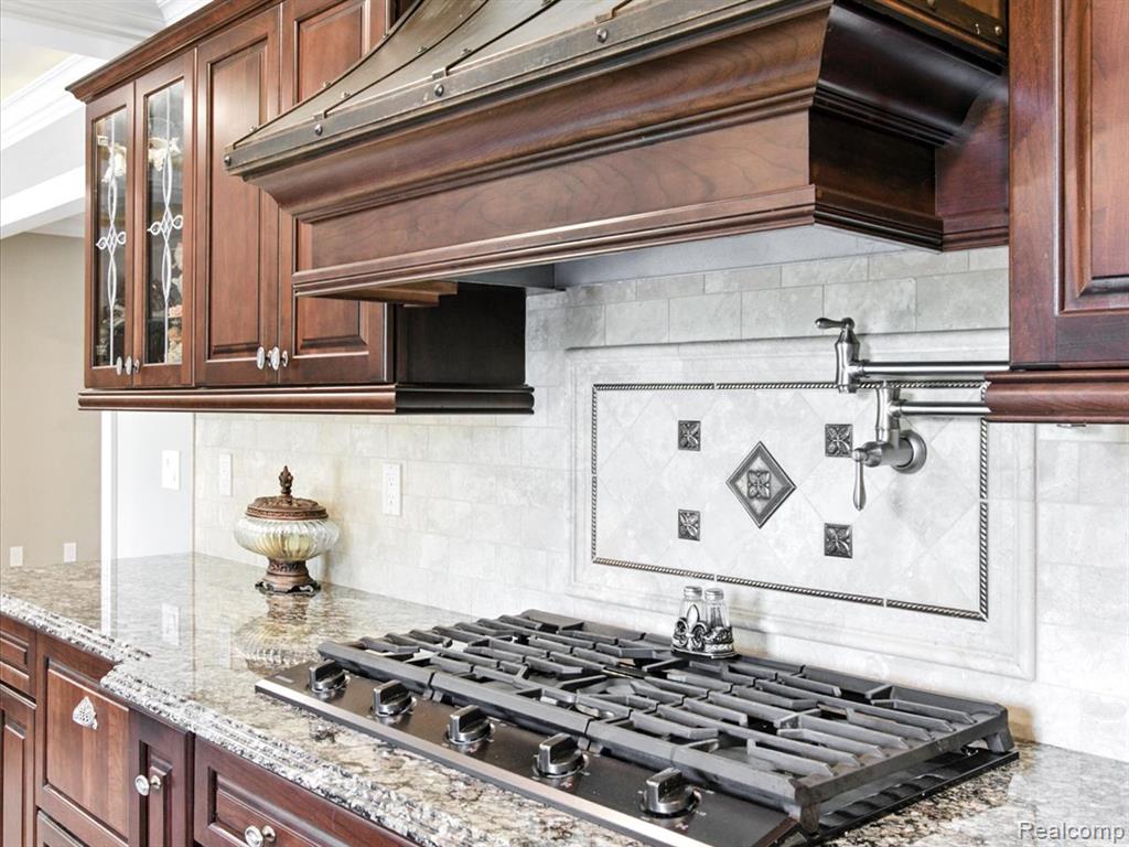 5162 Gratiot Avenue, St. Clair, MI 48079 — Photo 14