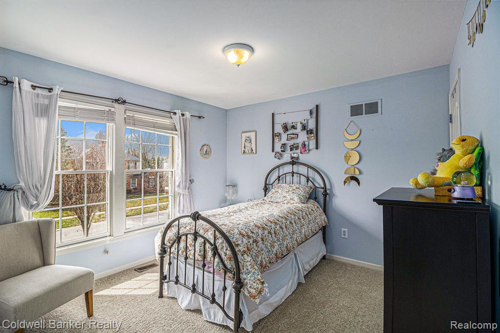 48520 Antique, Canton, MI 48187 — Photo 24