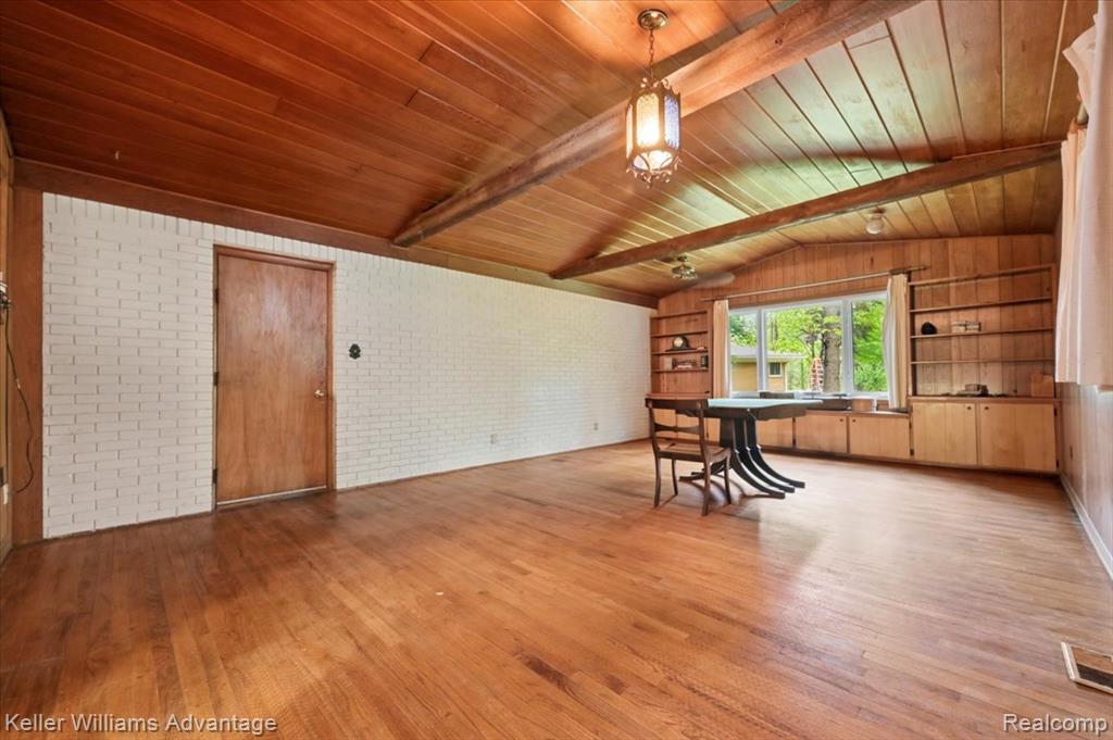 52433 Ihla Street, Utica, MI 48316 — Photo 13