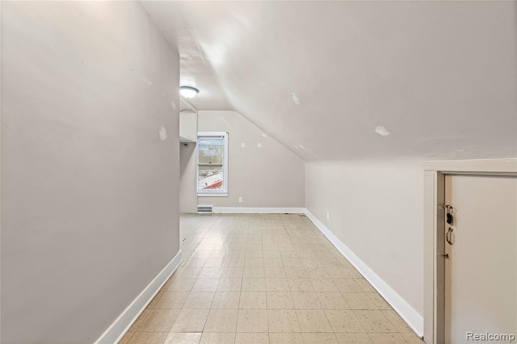 7169 Ziegler Street, Taylor, MI 48180 — Photo 17