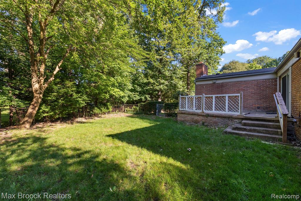 966 WOODLEA Street, Birmingham, MI 48009 — Photo 22