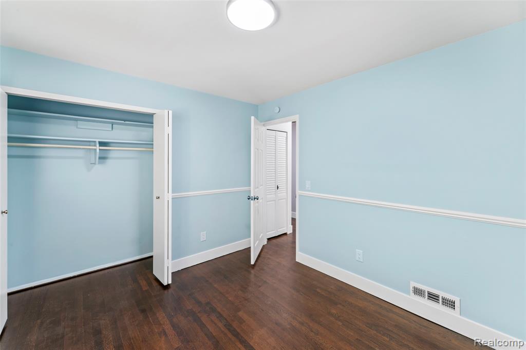 7918 Fleet Street, Canton, MI 48187 — Photo 23