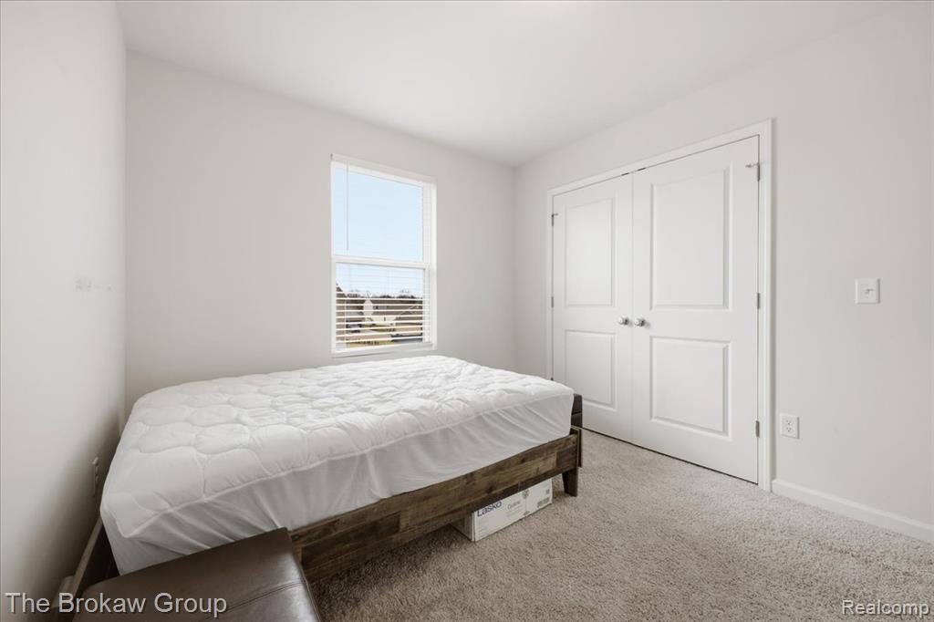 2222 Champion Drive, Burton, MI 48519 — Photo 31