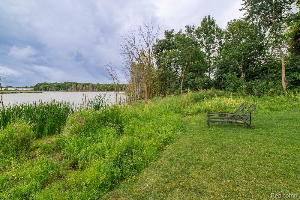 10497 GRANDVIEW Drive, Goodrich Vlg, MI — Photo 34