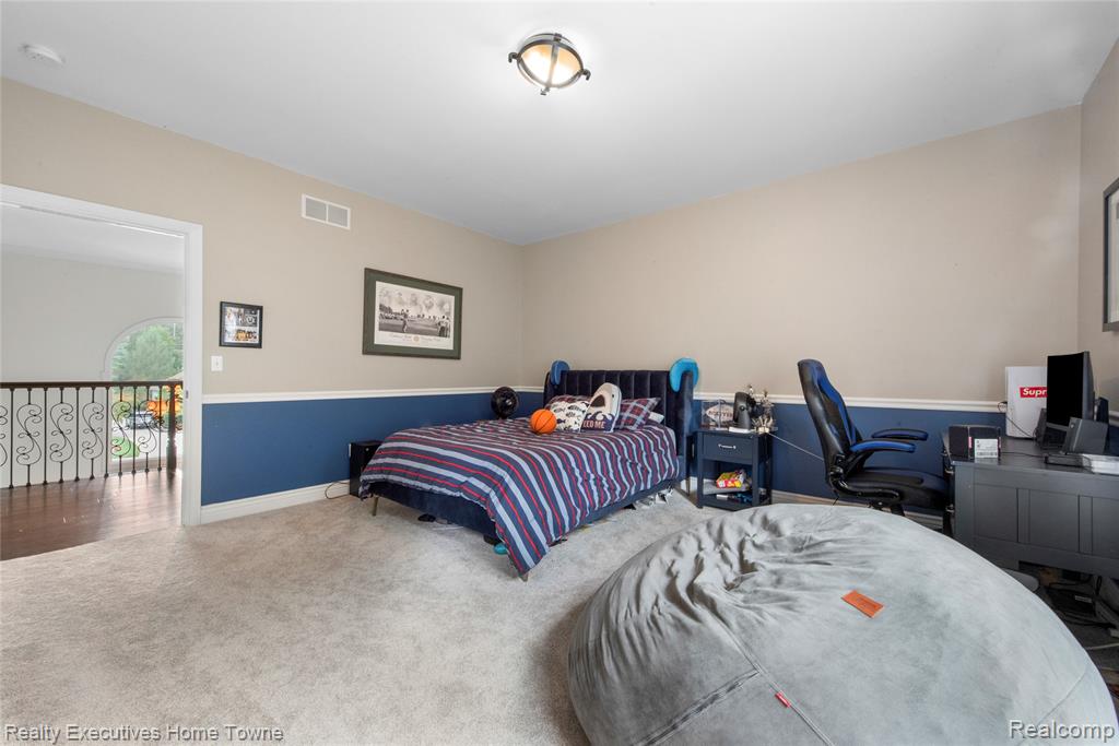 3279 SHOREWOOD Avenue, Fort Gratiot, MI 48059 — Photo 39