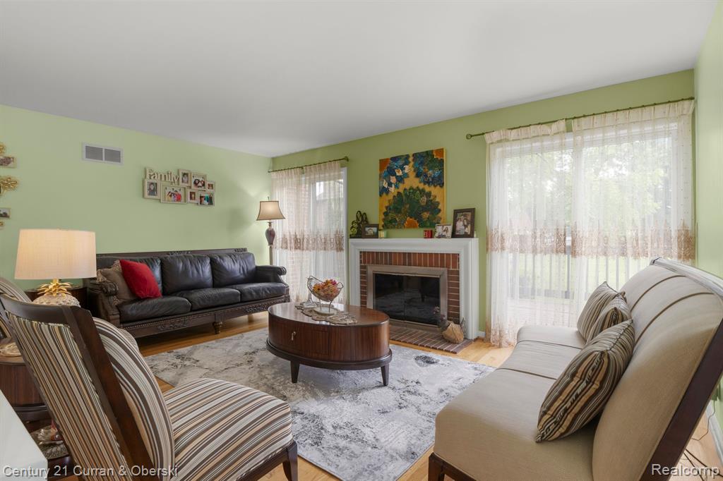 18 Blair Lane, Unit 26, Dearborn, MI 48120 — Photo 5