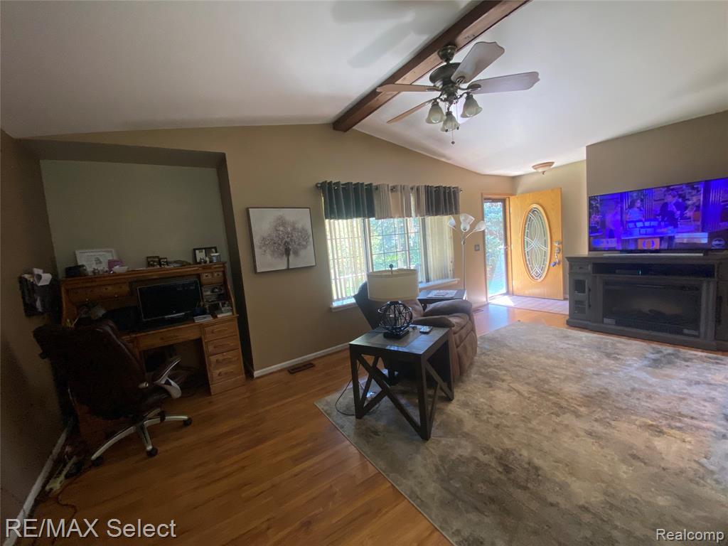 5057 Sandalwood Drive, Grand Blanc, MI 48439 — Photo 9