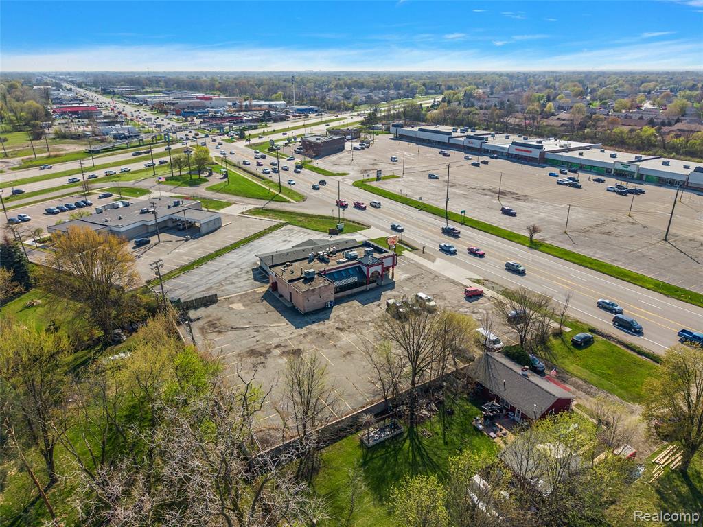 37116 S Groesbeck Highway, Clinton Twp, MI 48036 — Photo 10