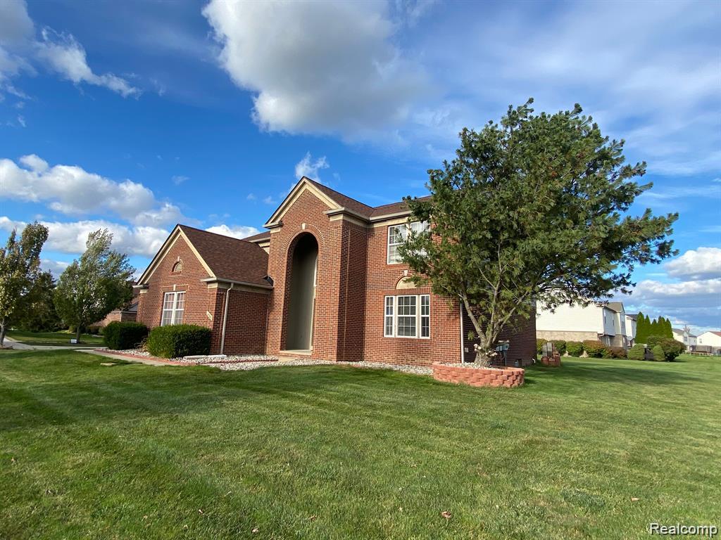 4762 Sherwood Circle, Canton, MI 48188 — front exterior