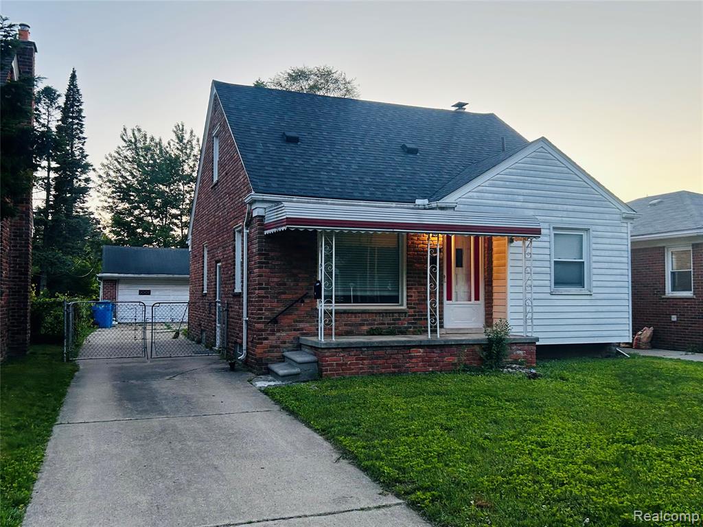 6881 N Vernon Street, Dearborn Heights, MI 48127 — Photo 3