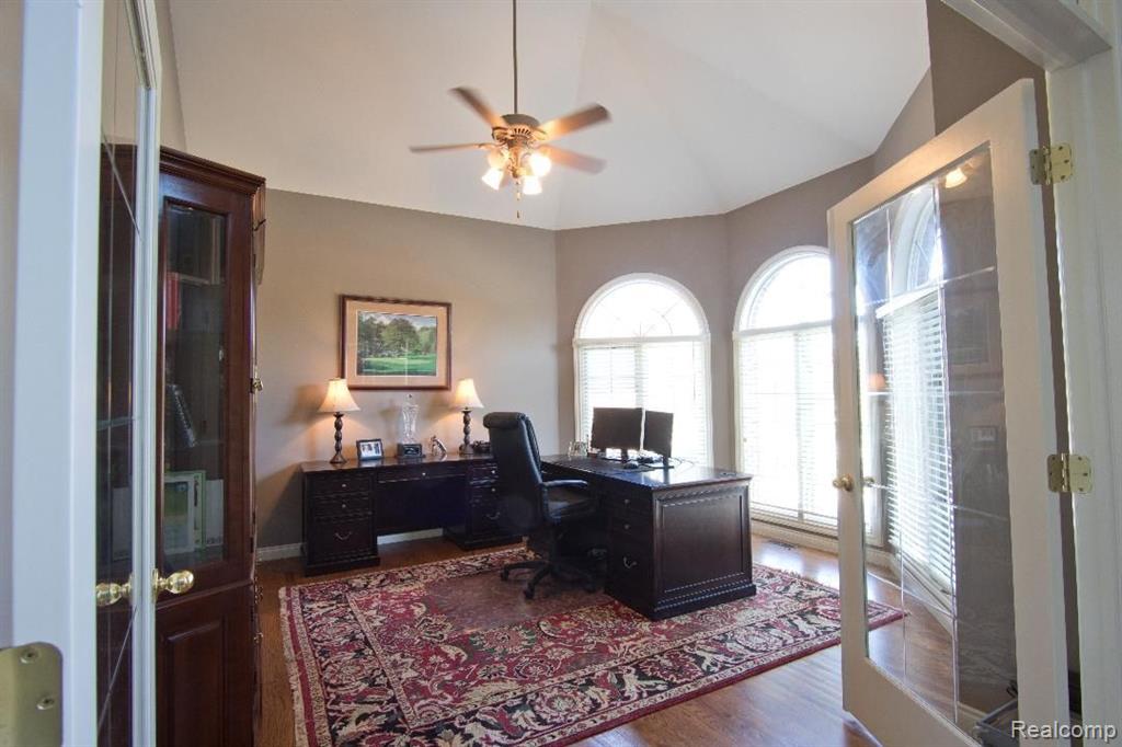 755 MAJESTIC, Rochester Hills, MI 48306 — Photo 18
