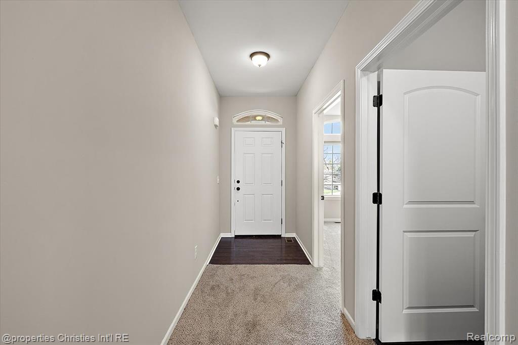 6510 Leigh Hollow Road, West Bloomfield, MI — Photo 5