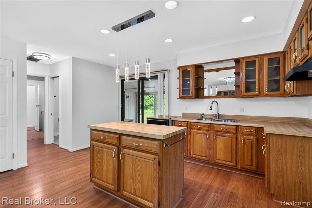 48050 Hull Road, Belleville, MI 48111 — Photo 10