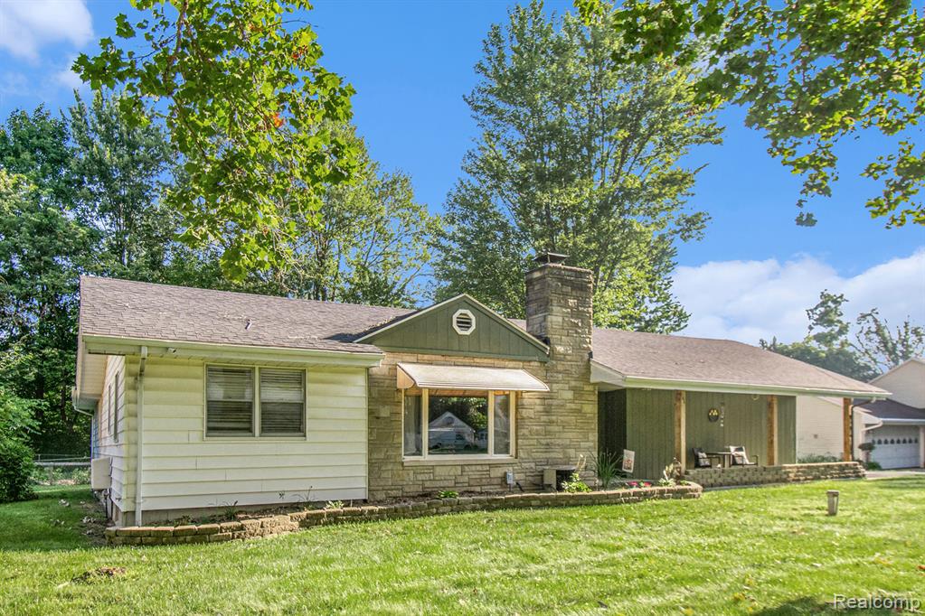 437 E Main Street, Vernon, MI 48476 — Photo 3
