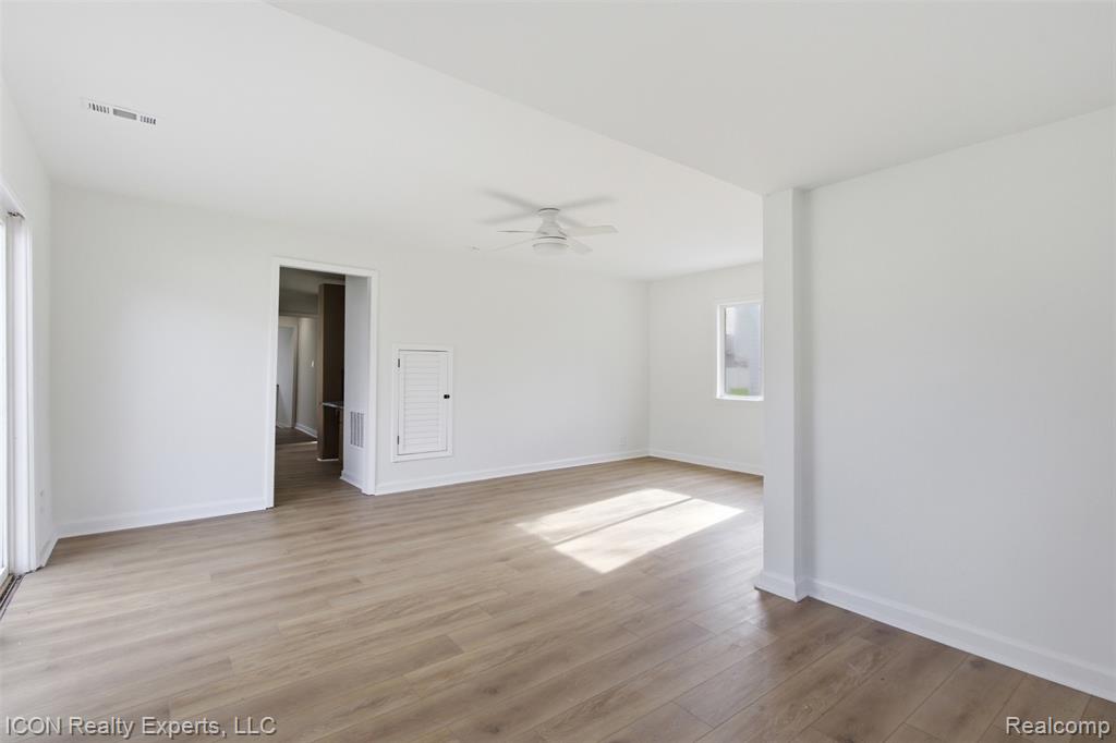 6759 Buckland Avenue, West Bloomfield, MI 48324 — Photo 5