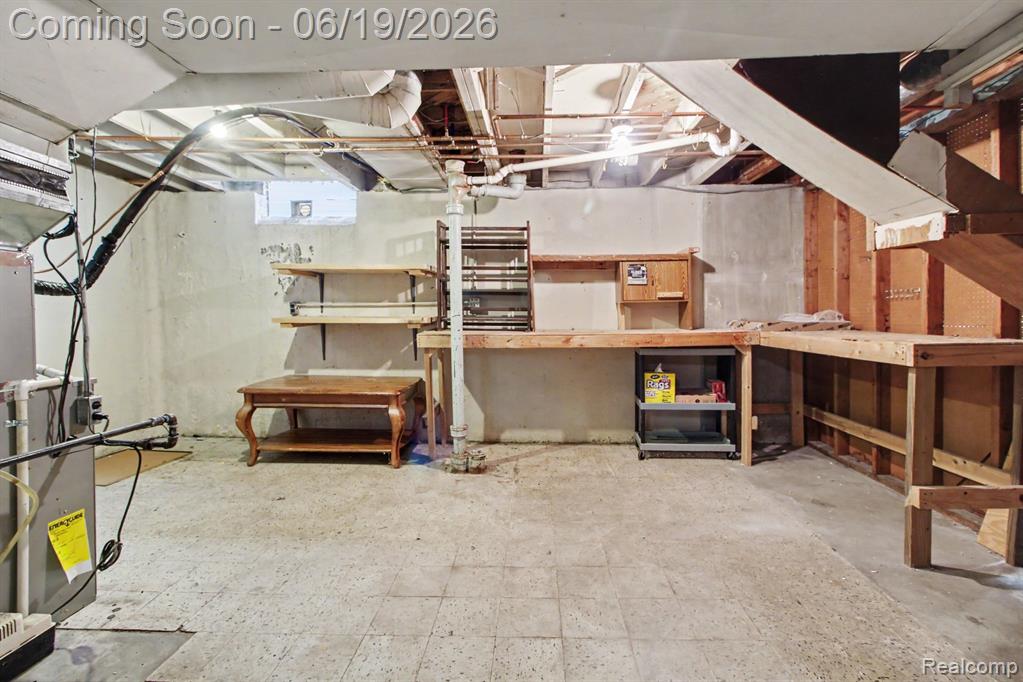 9135 Frederick Street, Livonia, MI 48150 — Photo 20