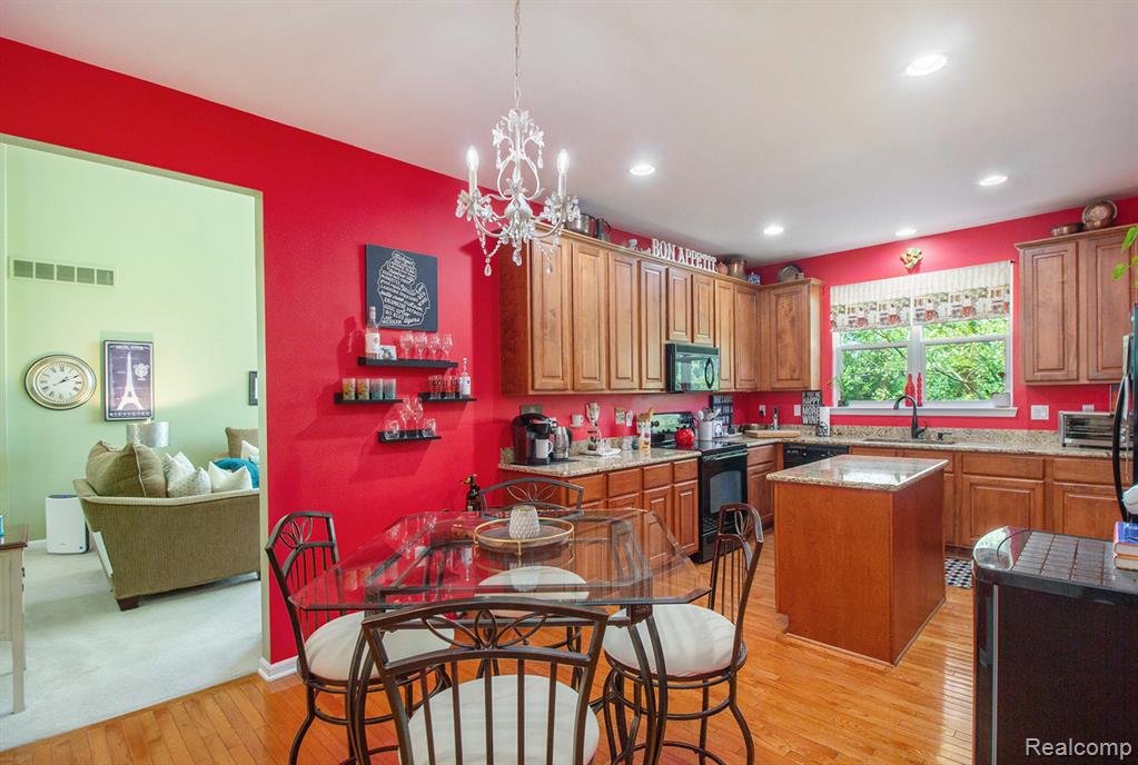 43080 Emerson Way, Novi, MI 48377 — Photo 11