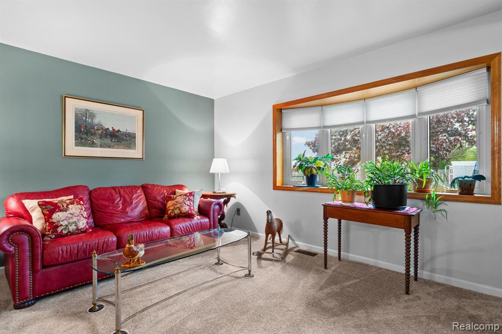 44089 Harsdale Drive, Canton, MI 48187 — Photo 34