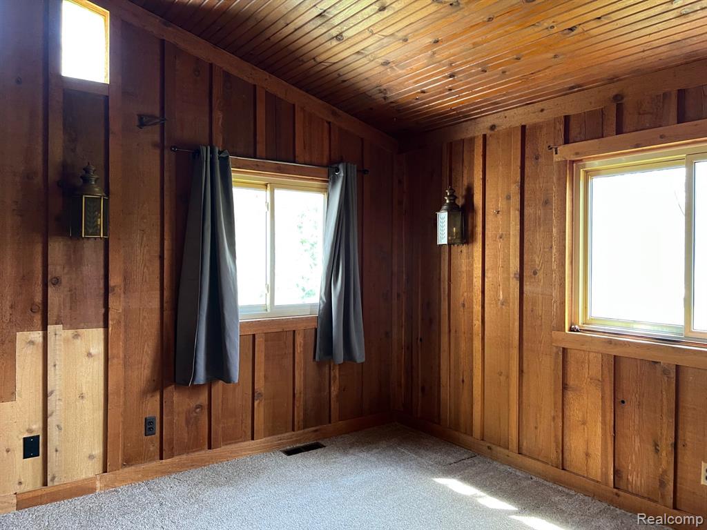 5231 LONSBERRY Road, Columbiaville, MI 48421 — Photo 40