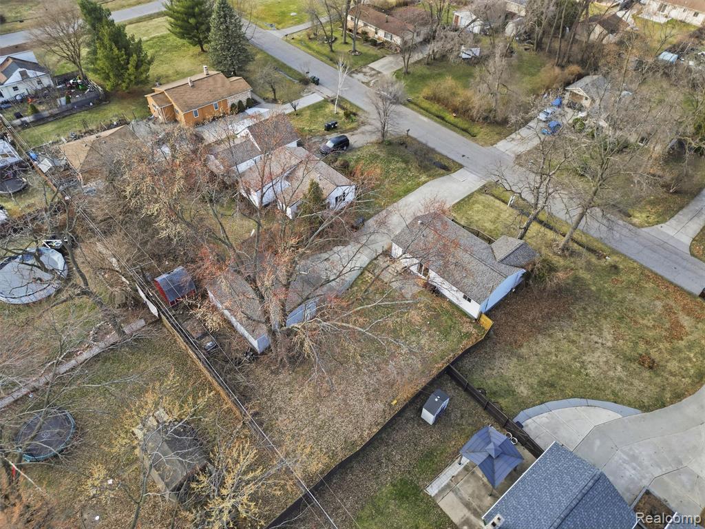 8568 Janis Street, Shelby Twp, MI 48317 — Photo 34