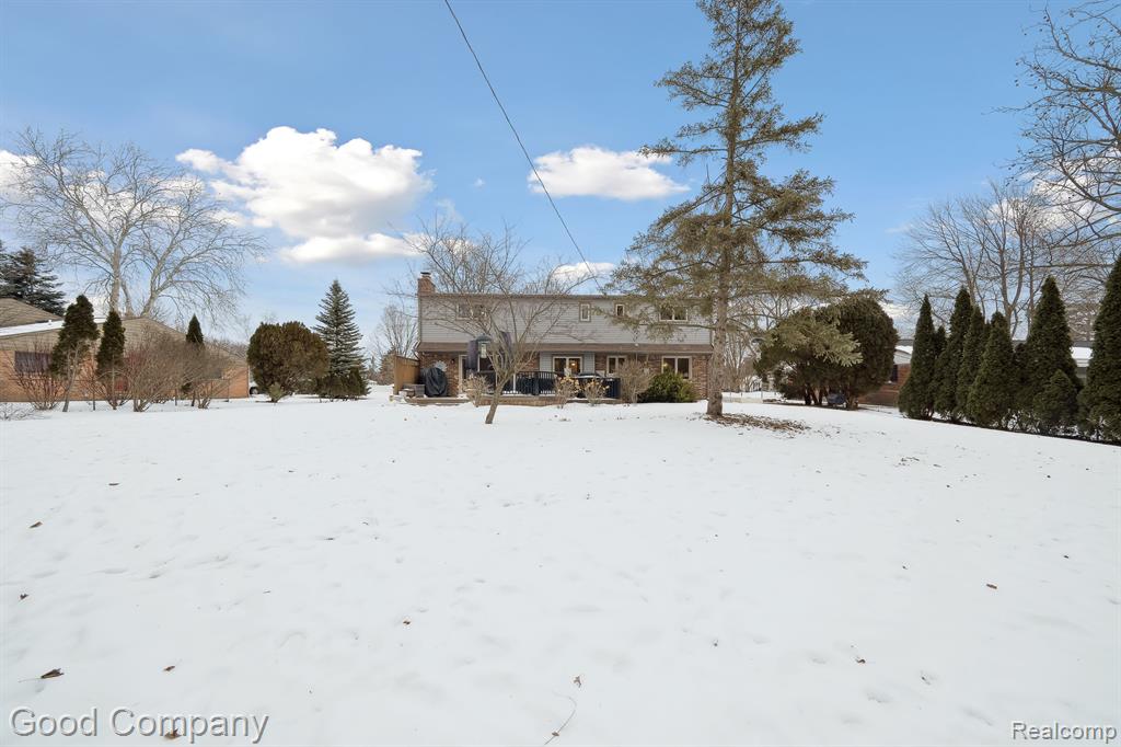 3370 INDIANDALE Drive, Orchard Lake Village, MI 48324 — Photo 47