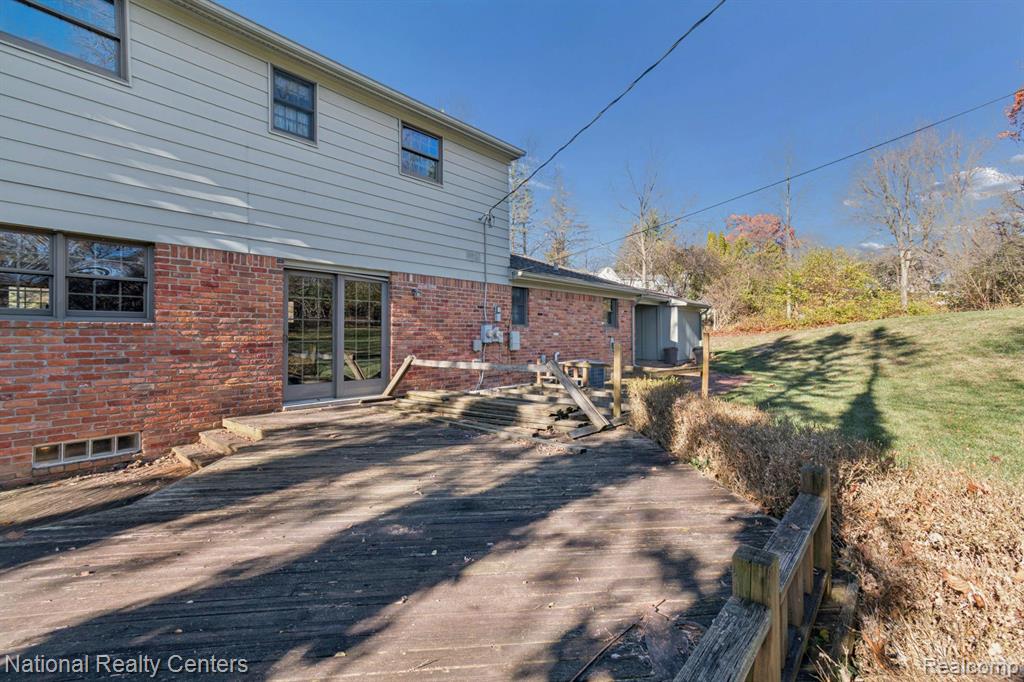 5621 Eastman Boulevard, West Bloomfield, MI 48323 — Photo 51