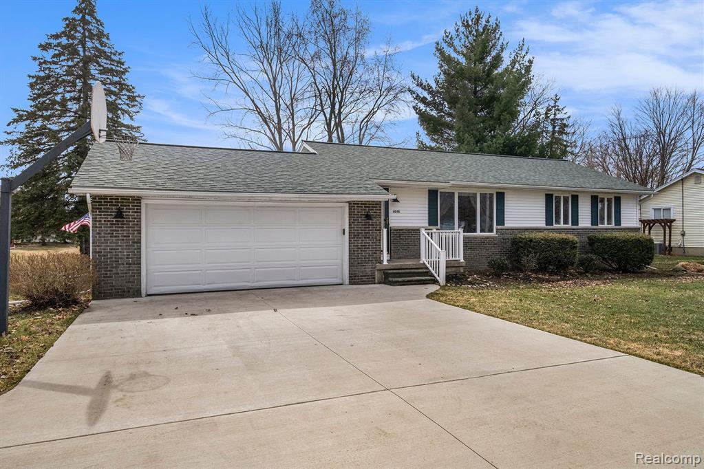 6040 E HILL Road, Grand Blanc, MI 48439 — Photo 3