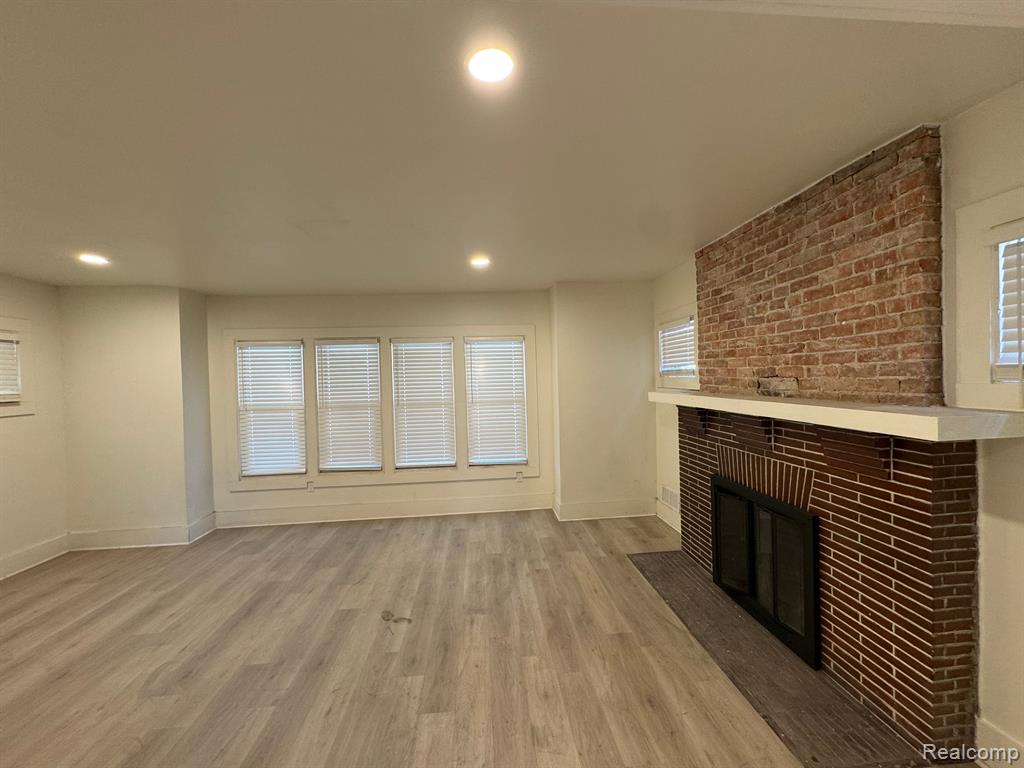 100 MASSACHUSETTS Street, Highland Park, MI 48203 — Photo 5