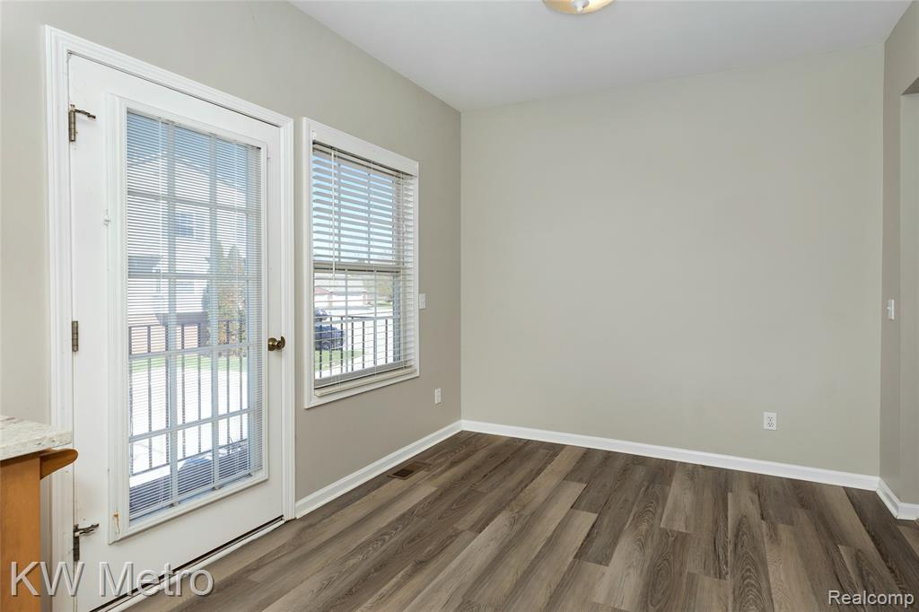 788 EAGLE Drive, Fenton, MI 48430 — Photo 10