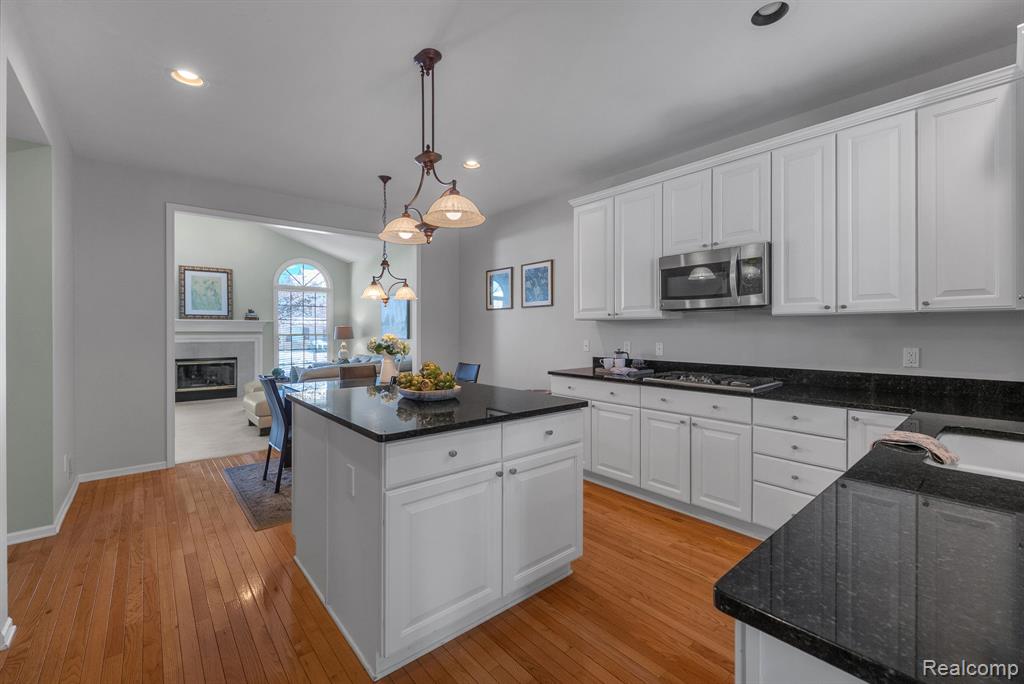 16729 Lyonhurst Circle, Northville, MI 48168 — Photo 21