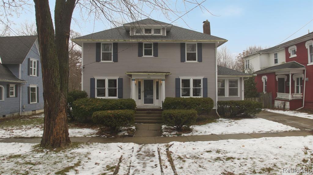 636 N Washington Street, Owosso, MI 48867 — Photo 2