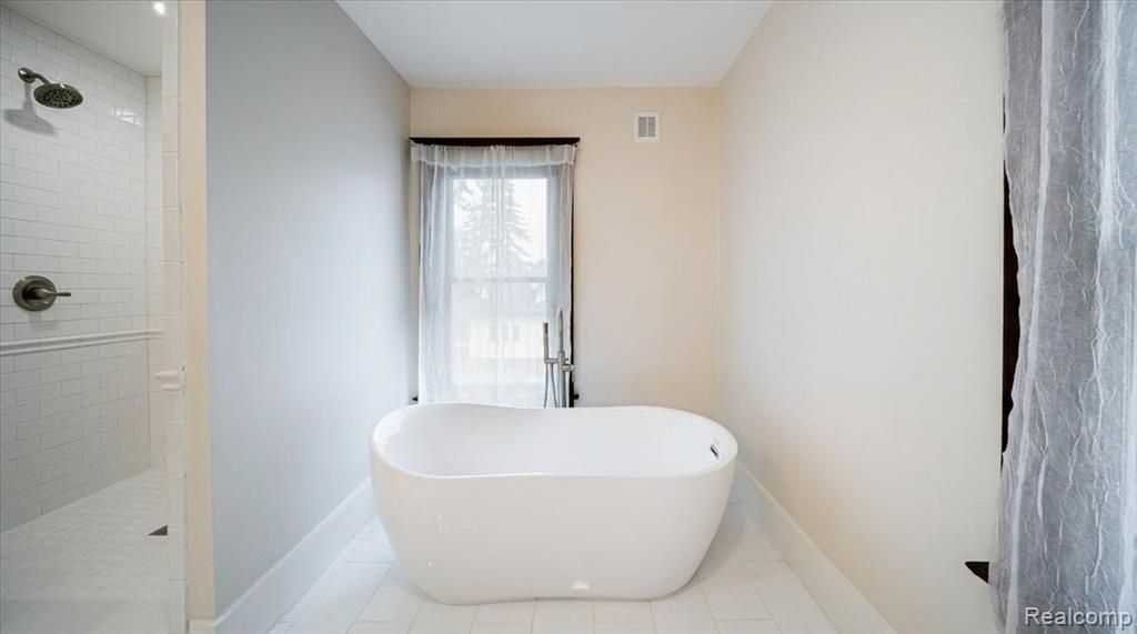 438 N Bailey Street, Romeo, MI 48065 — Photo 14