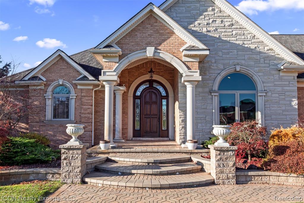 72755 Solanus Drive, Bruce, MI 48065 — Photo 10