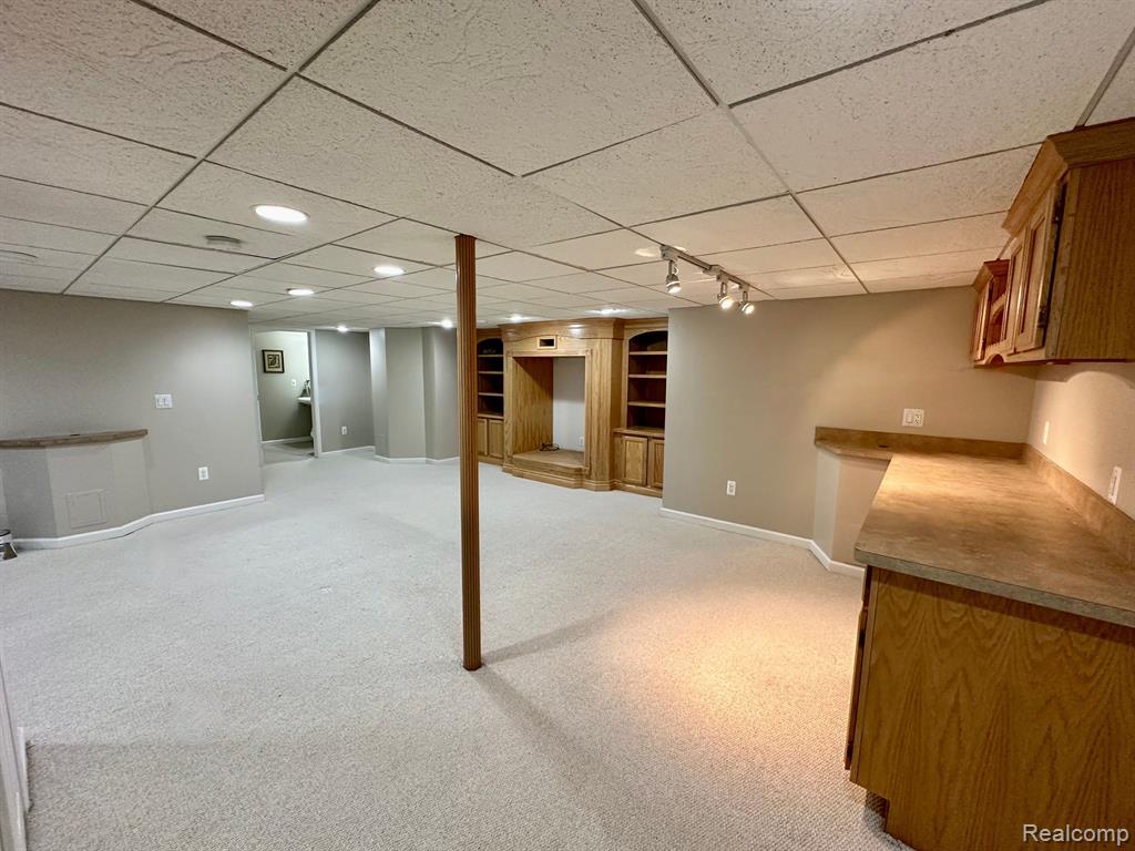 48798 MANHATTAN Circle, Canton, MI 48188 — Photo 32
