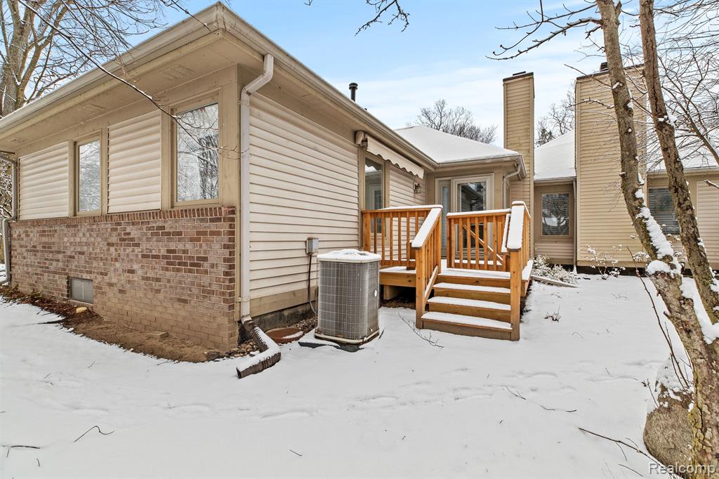 21256 SYCAMORE Court, 77, Farmington Hills, MI 48336 — Photo 24
