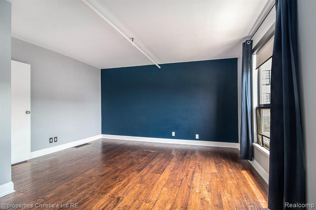 6533 E Jefferson, 427, Detroit, MI 48207 — Photo 42