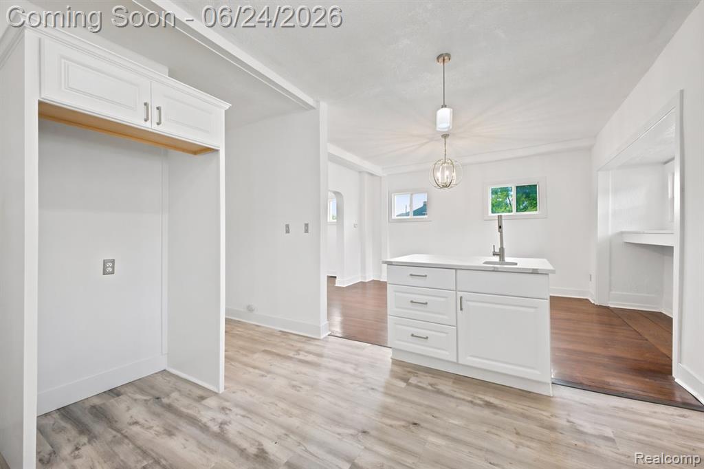 2552 N La Salle Gardens, Detroit, MI 48206 — Photo 12