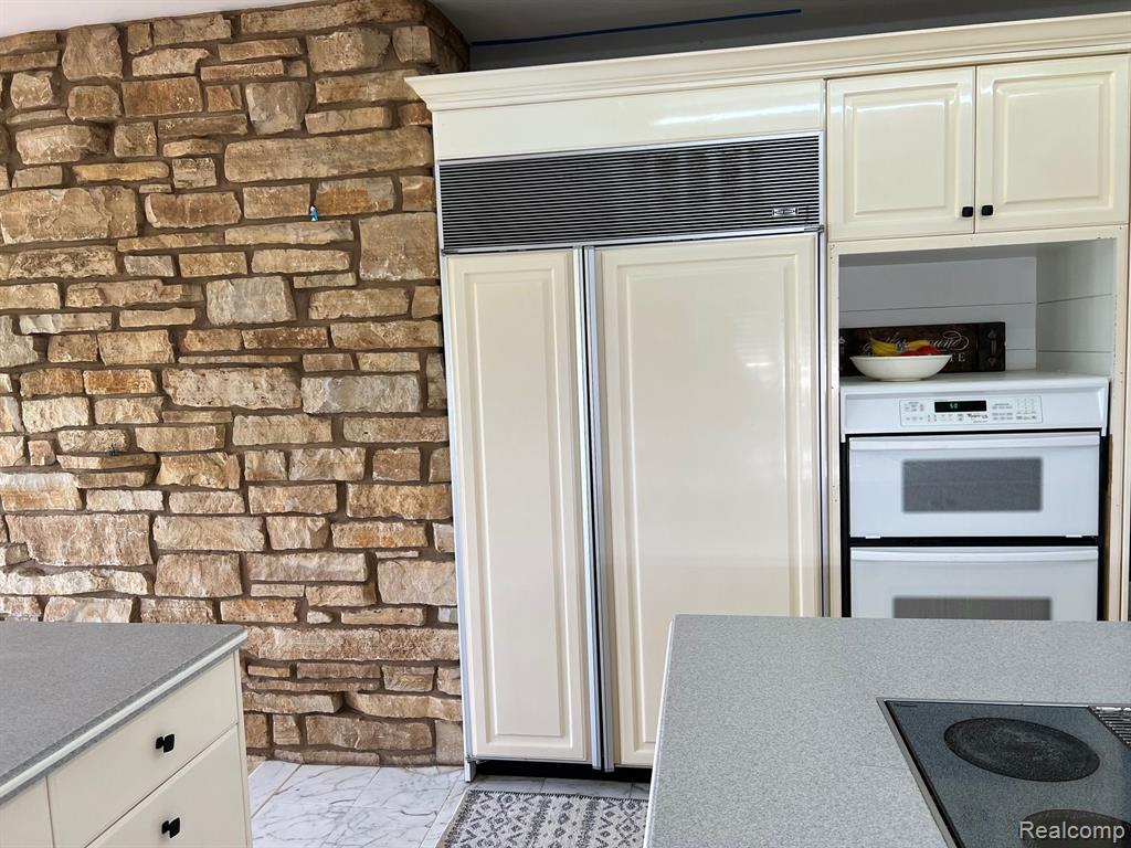 7404 CALKINS Road, Flint, MI 48532 — Photo 9